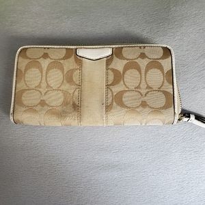 Coach wallet